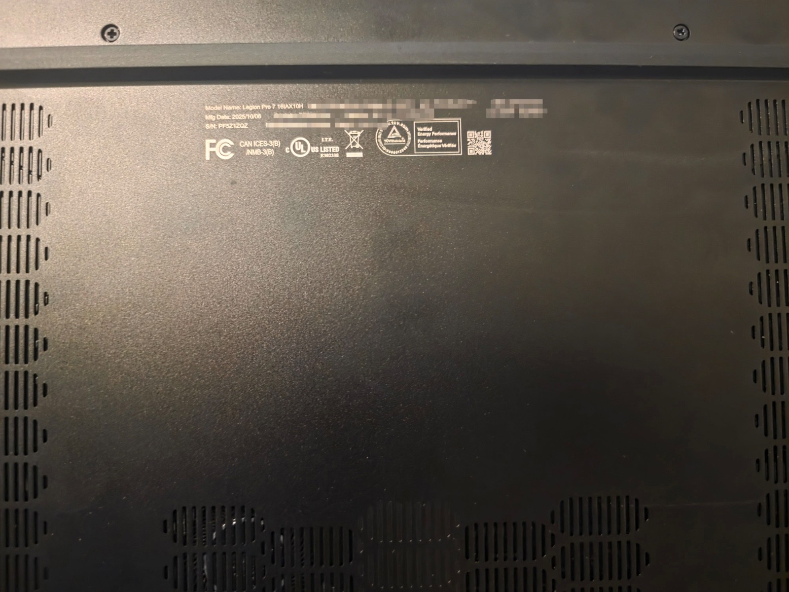 [GOOD DEAL] Lenovo Legion 7 Pro RTX 5090 2 TB SSD 64 GB Intel Core Ultra 9 275HX