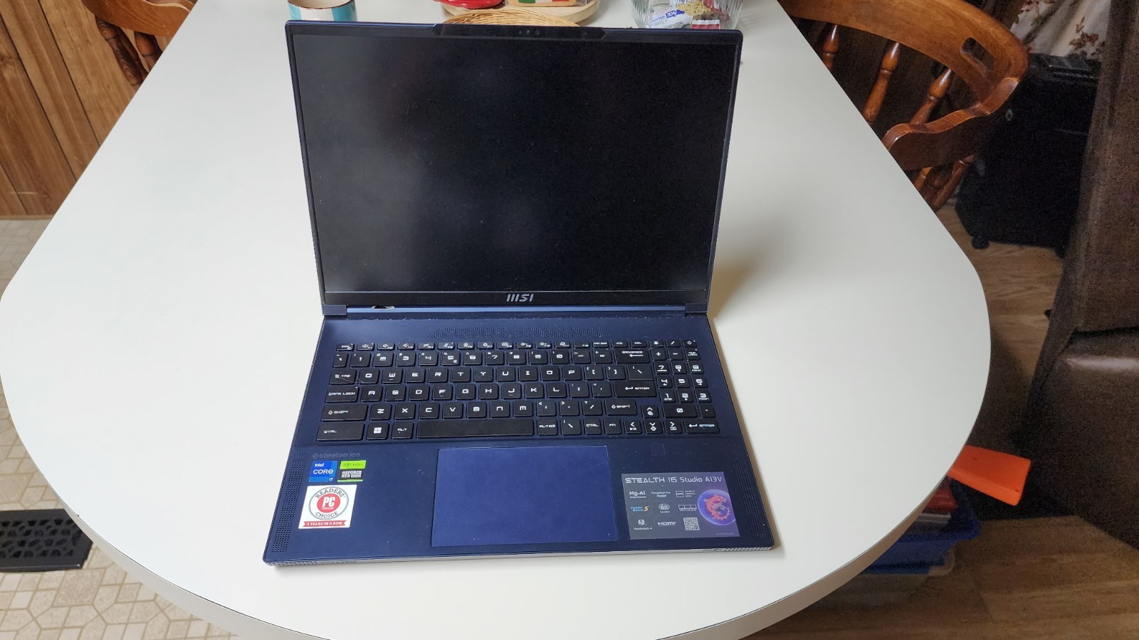 MSI Stealth 16 Studio A13VG-056US 16″ (1TB SSD, Intel Core i7-13620H,…