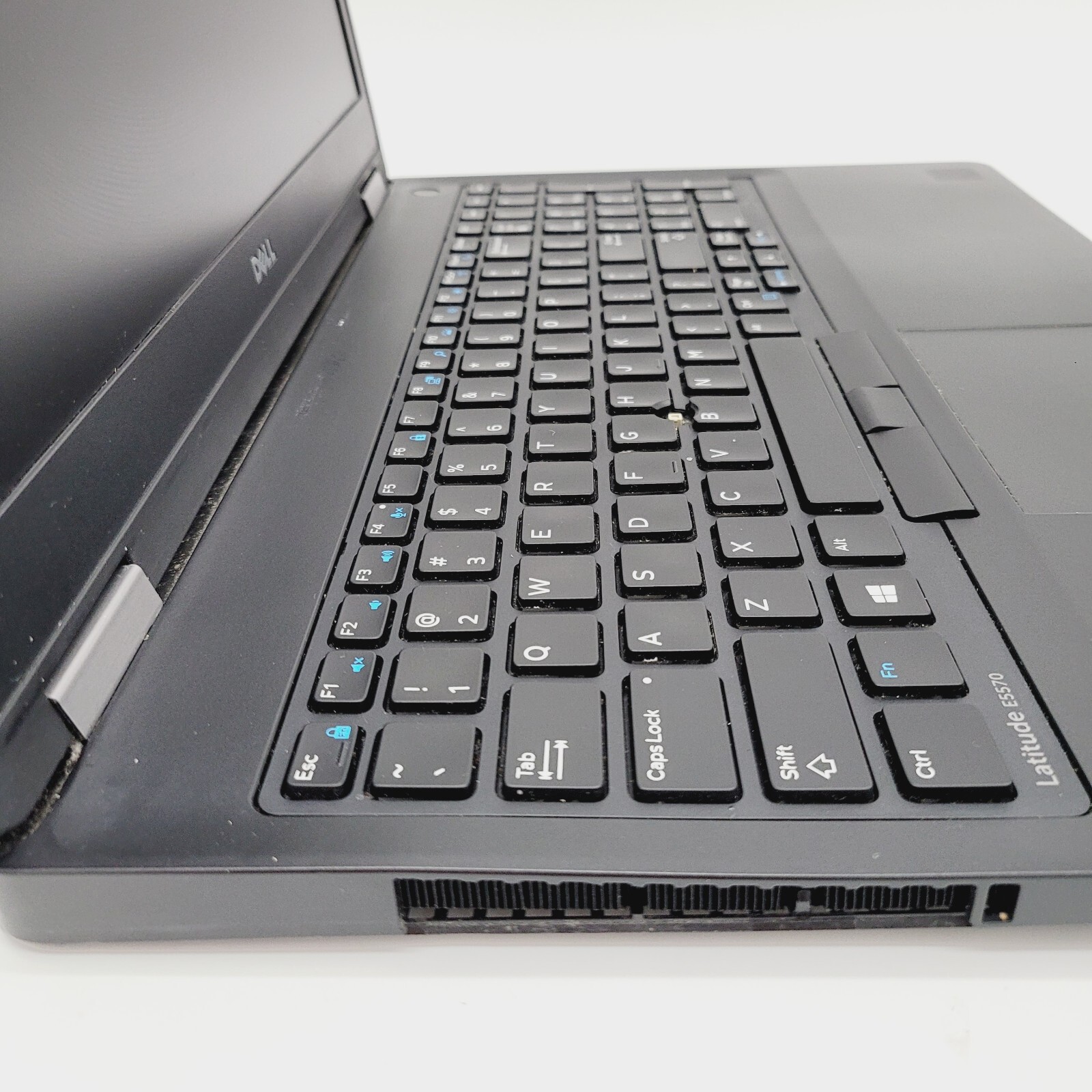 Dell Latitude E5570 Core i5 6th Gen 8GB RAM No HDD 15.6″ FOR PARTS