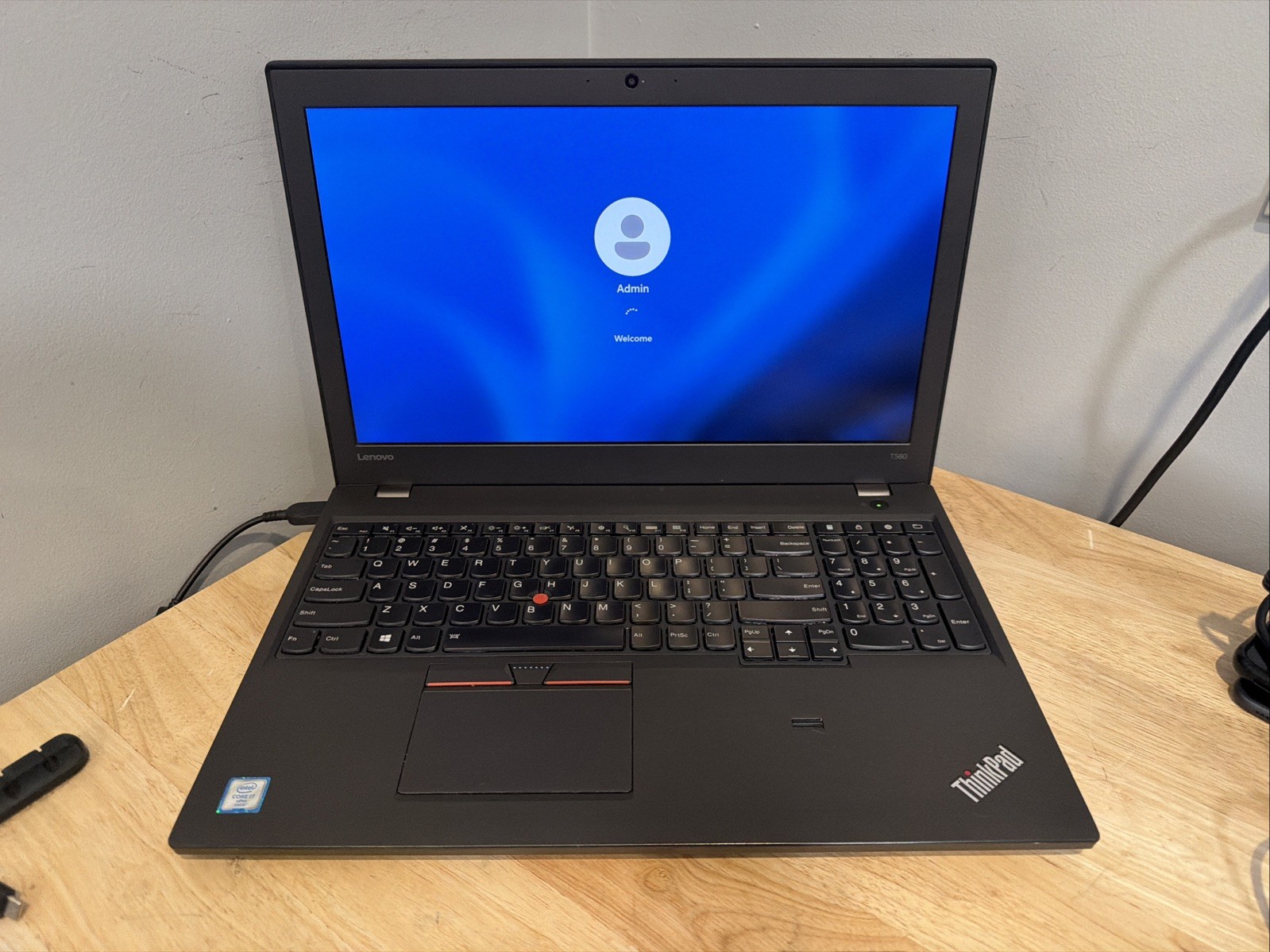 Lenovo Thinkpad T560 Core I7-6600U 2.60GHZ 16GB 256GB SSD WCam W11 & Cord