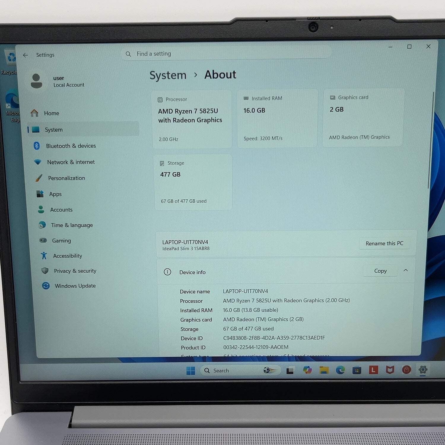 Lenovo IdeaPad Slim 3 15ABR8 15.6″ Ryzen 7 5825U 2.0GHz 16GB RAM 512GB SSD