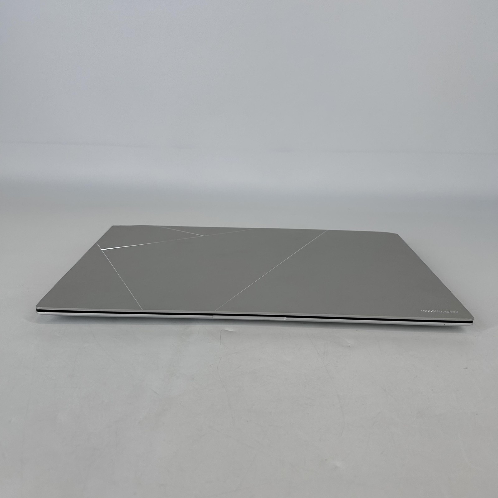 Asus Zenbook S 16 White QHD+ TOUCH 2.0 GHz Ryzen AI 9 365 24GB 1TB SSD Good