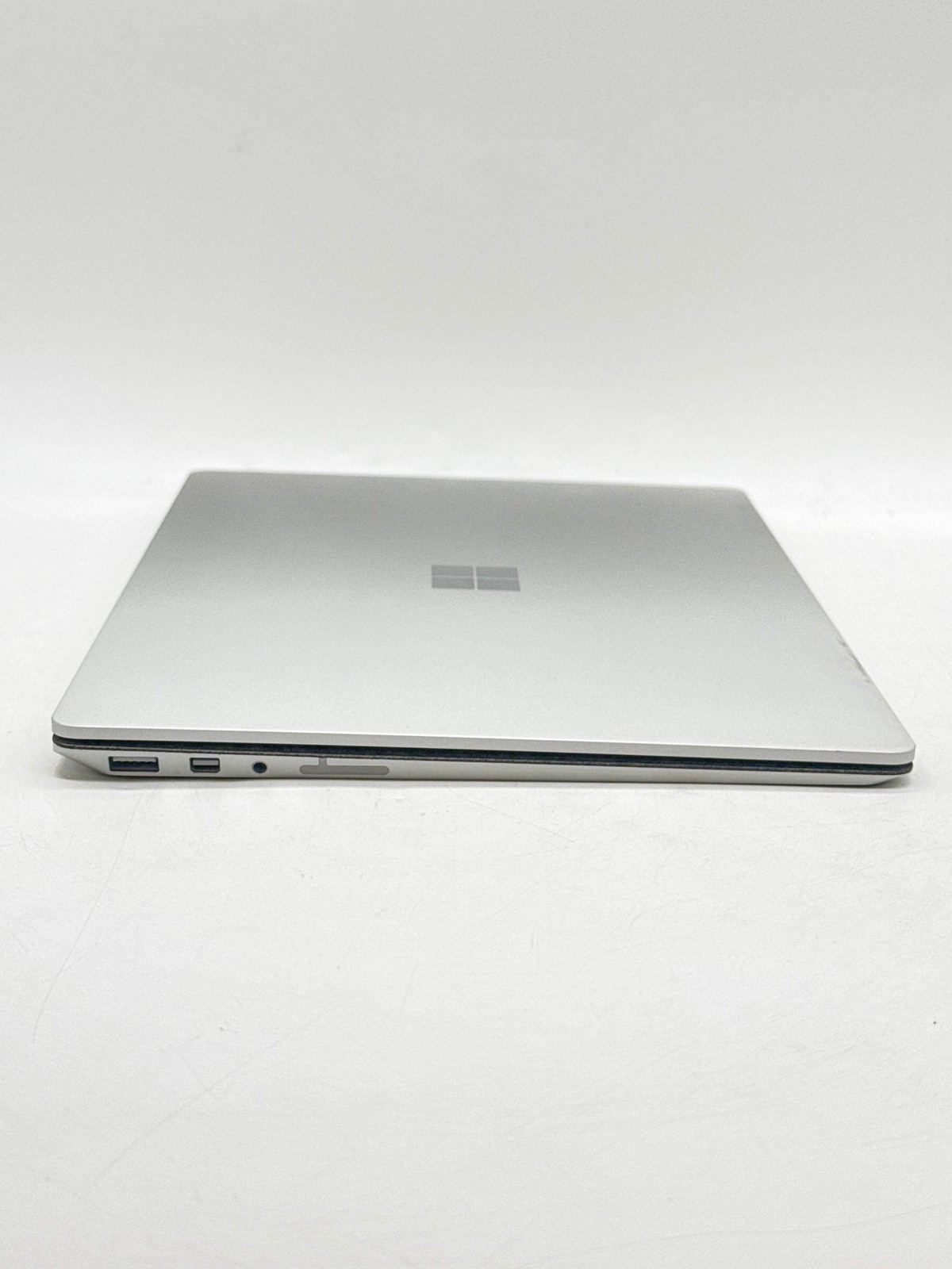 Microsoft Surface 1782 13.5″ Core m3-7Y30 1.61GHz 4GB RAM 128GB SSD Read!