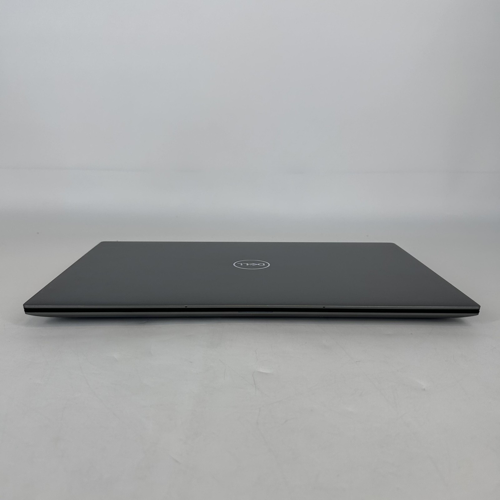 Dell Precision 5570 15.6 Gray FHD+ 2.4 GHz i7-12800H 64GB 512GB SSD RTX A2000