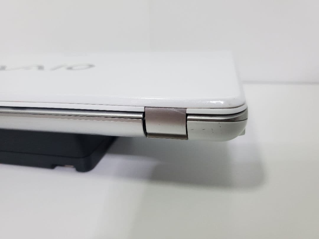 SONY VAIO type P VGN-P50 Windows XP Pocket Style Portable UMPC White