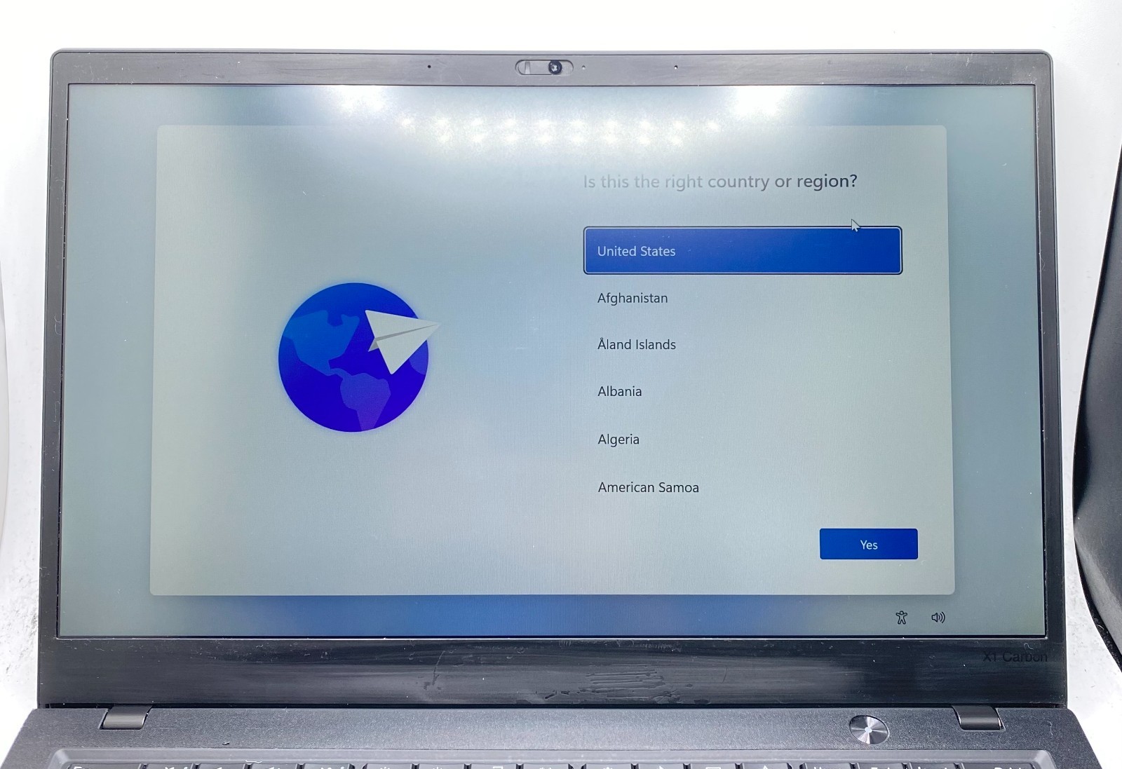 Lenovo ThinkPad X1 Carbon 7th Gen 14″ Touch Intel i7-8565U 16GB RAM 256GB SSD