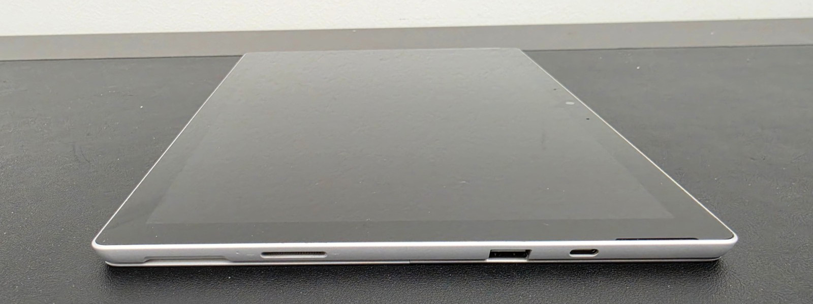 Microsoft Pro 7+ i3-1115G4 8GB Ram 128GB SSD Win 11 Pro