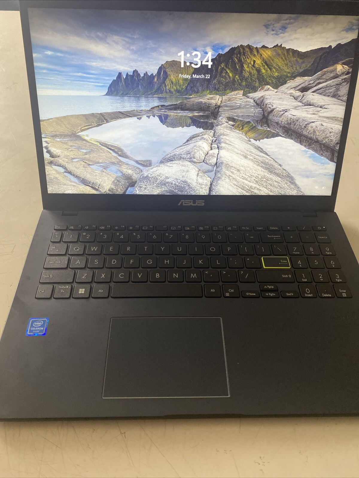 ASUS VivoBook 15 15.6″ (64GB eMMC, Intel Celeron N, ‎2.8 GHz, 4GB) Laptop -…