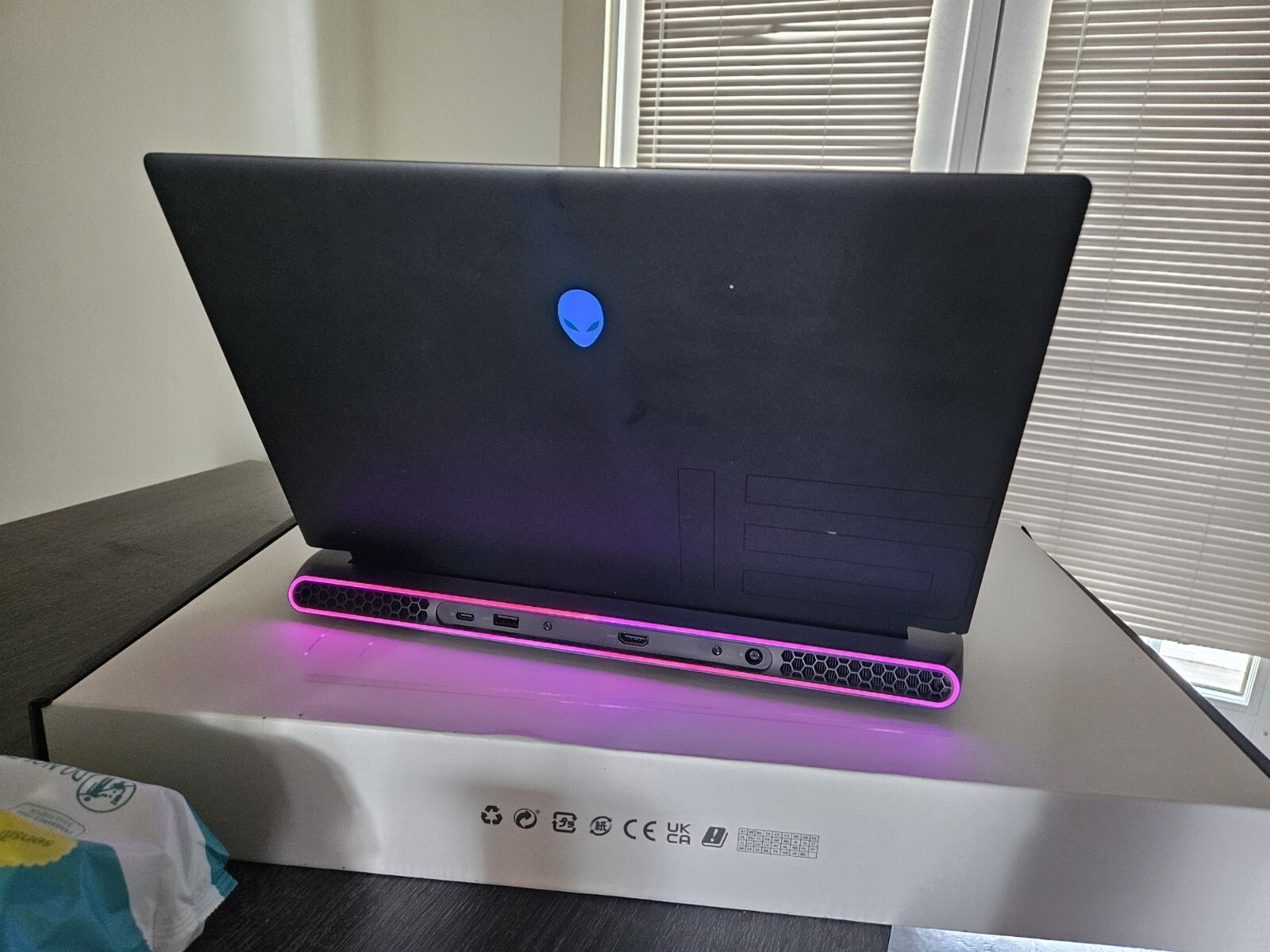 Alienware M15 Ryzen Edition