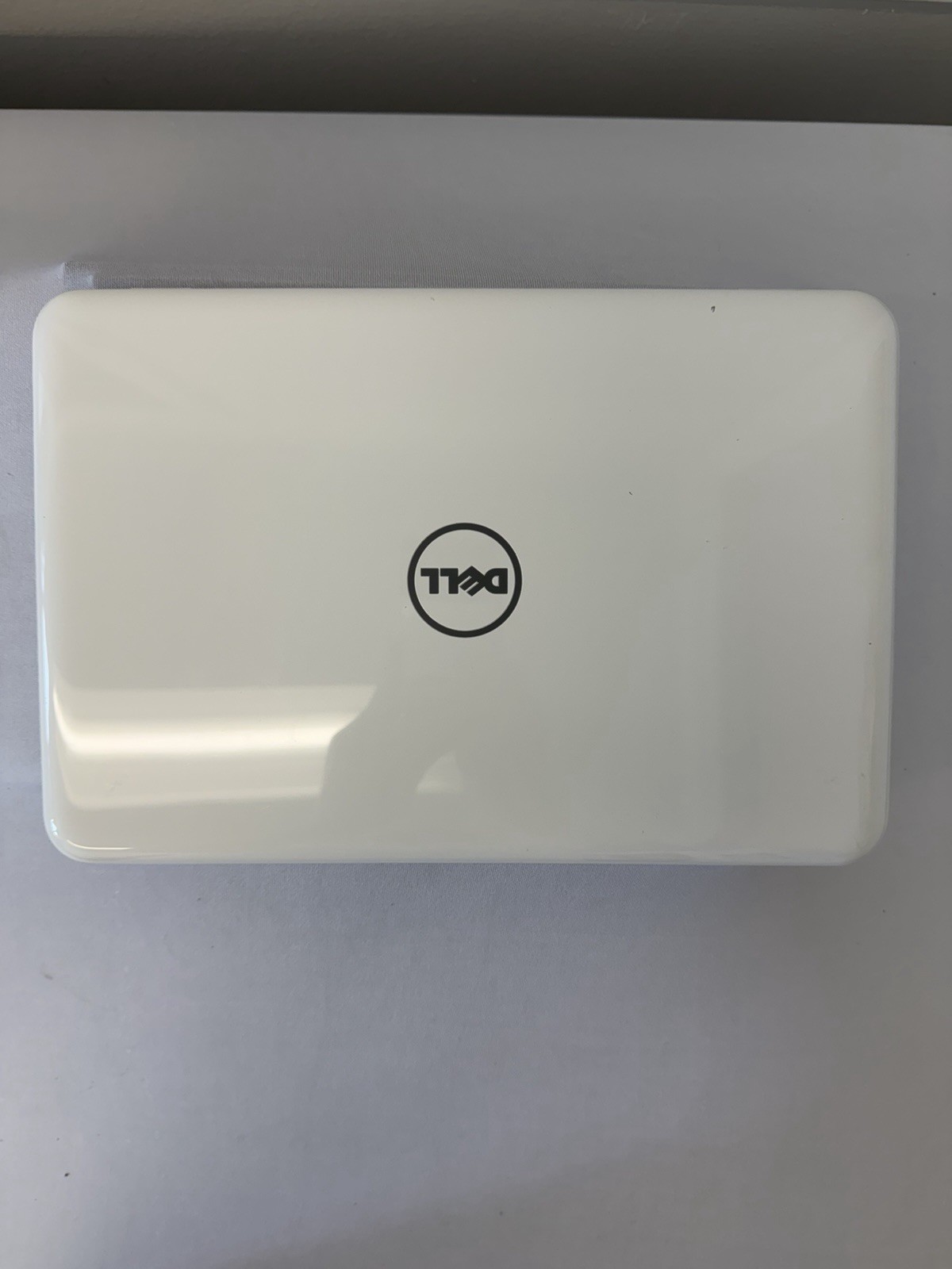 Dell Inspirion 11-3162 Laptop – Good Screen – Intel Celeron N3050 – Read Des