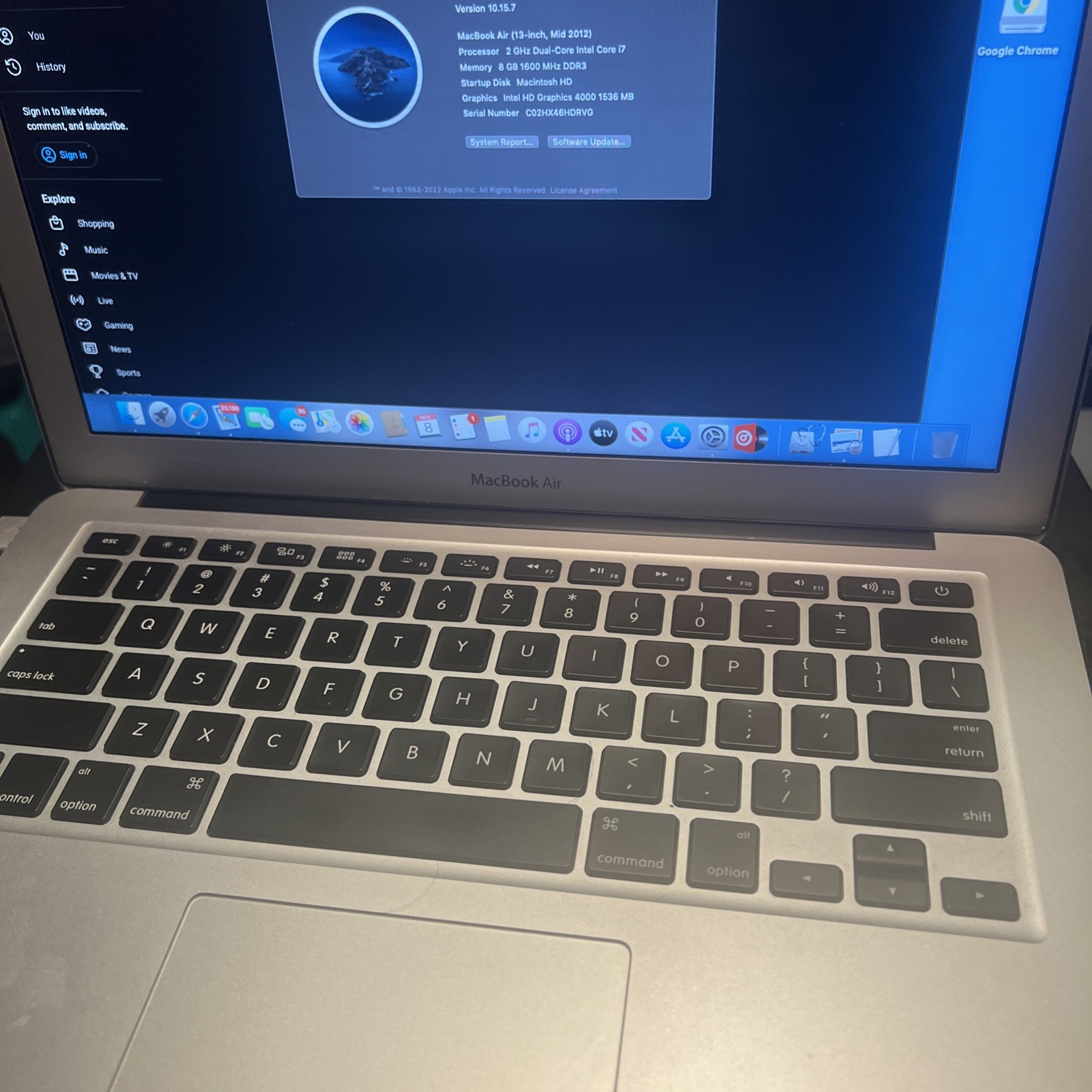 Apple MacBook Air A1466 i7-3667U 2.0GHz 8GB RAM Mid 2012 Catalina Version 10. 15