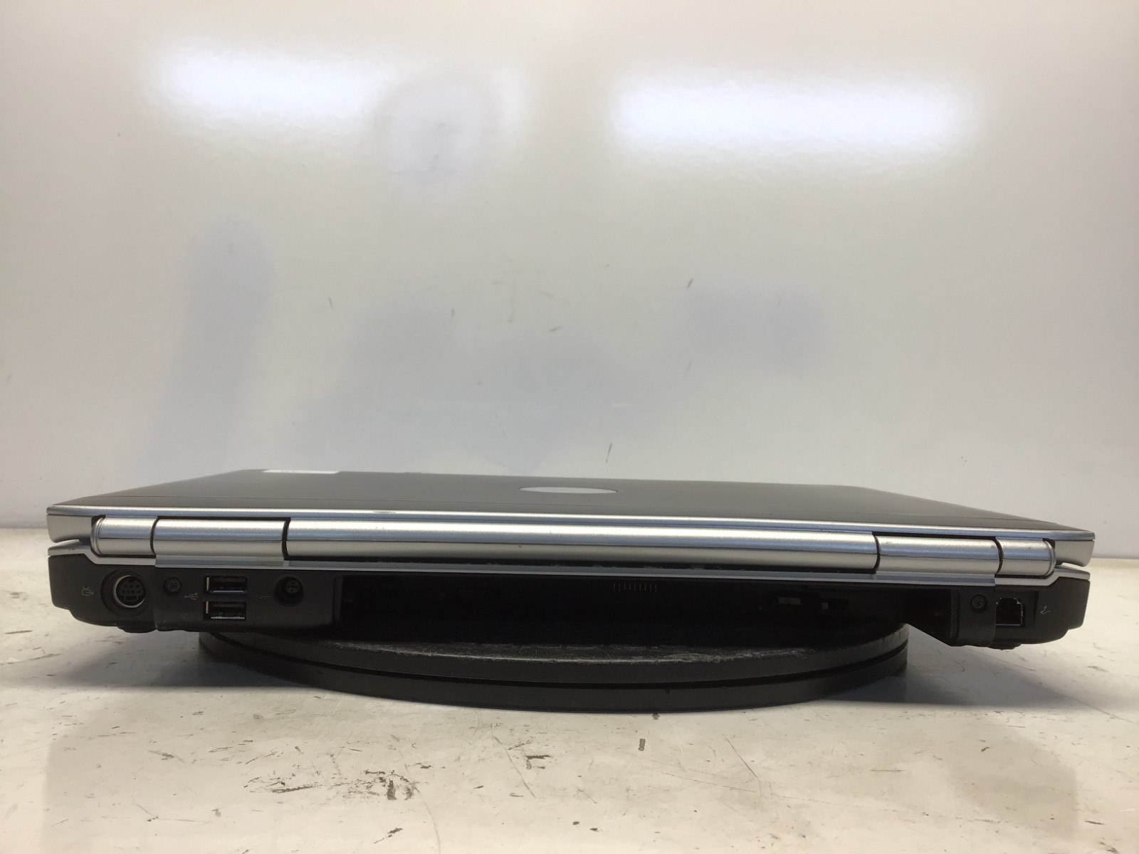 Dell Inspiron 1520 Intel Core 2 Duo 06FD 2GHz 2 GB NO HDD