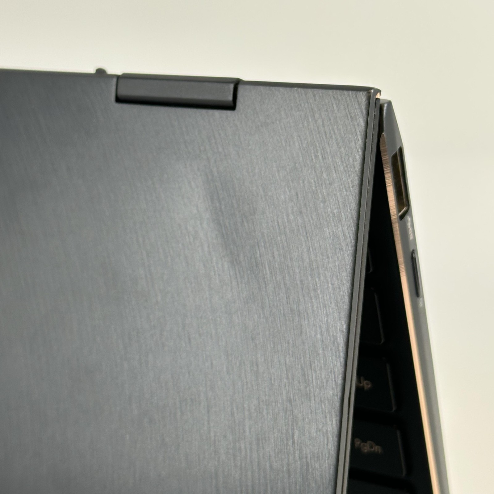 Asus Zenbook S 13 Flip 4K TOUCH i7-1165G7 2.80GHz 16GB RAM 1TB SSD BENT FRAME
