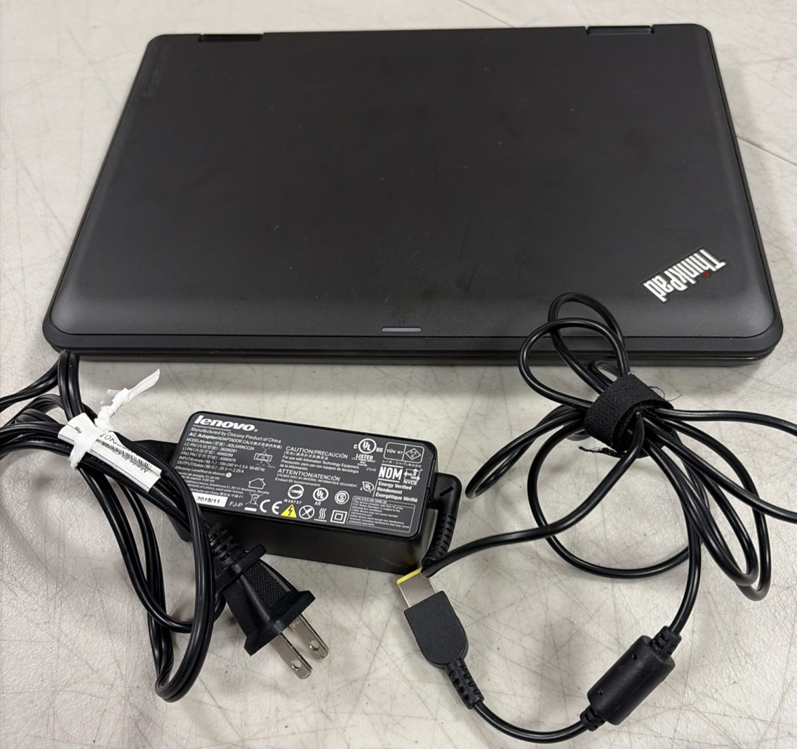 Lenovo Working Thinkpad Yoga 11e W/AC Adapter & Case Logic Black Travel Bag