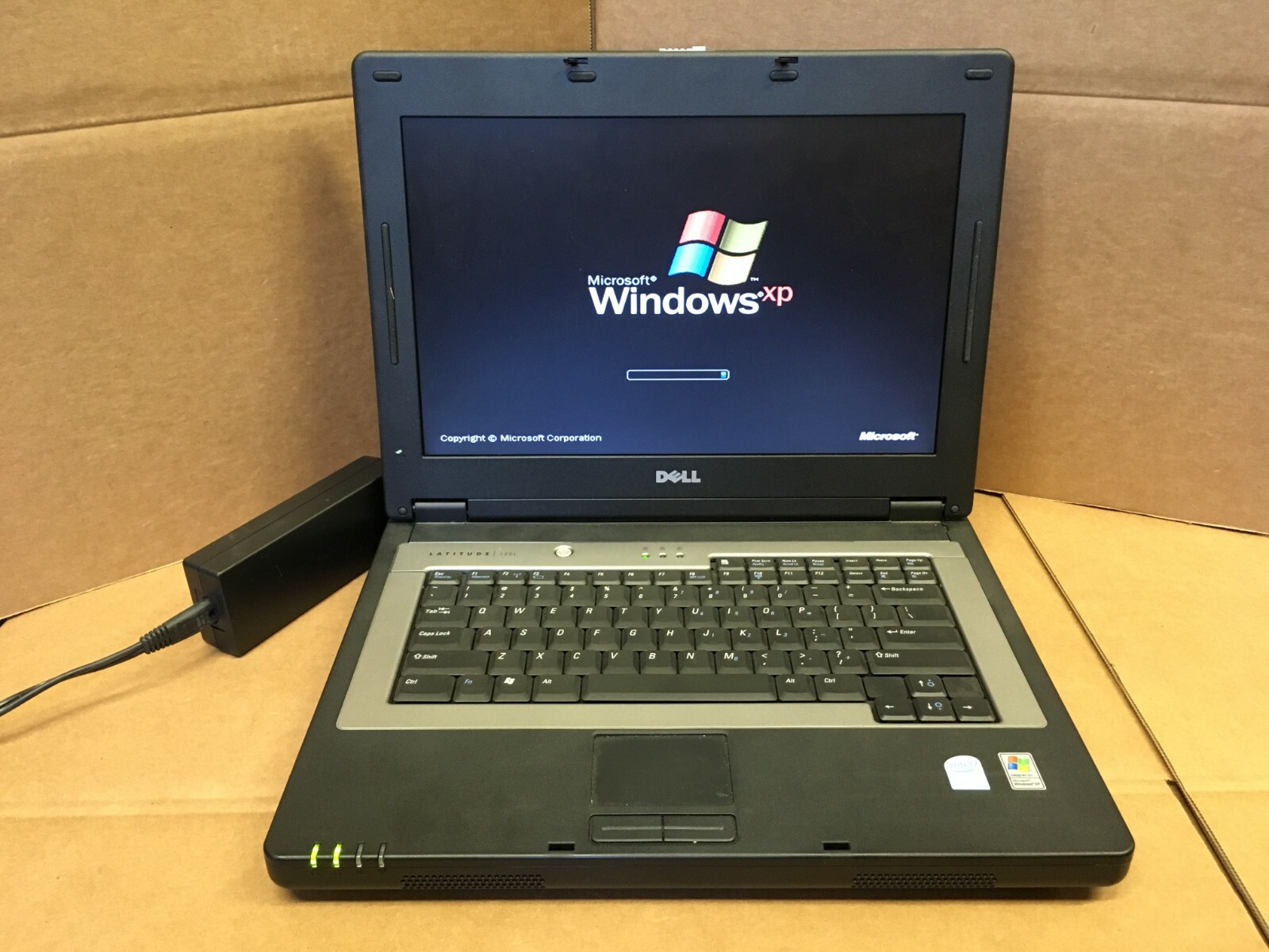 Dell Latitude 120L Laptop CELERON M 1.6GHz 512MB RAM 40GB HDD WINDOWS XP OF 03