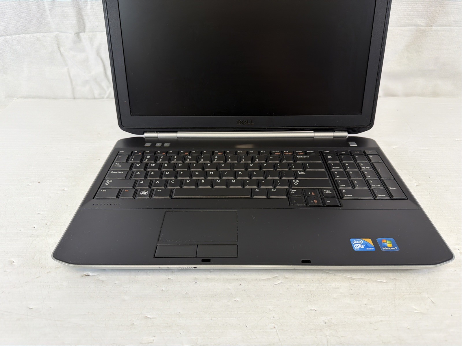 Dell Latitude E5520M Intel Core 2 Duo 4GB Ram, 250 GB HDD, NO OS / Battery