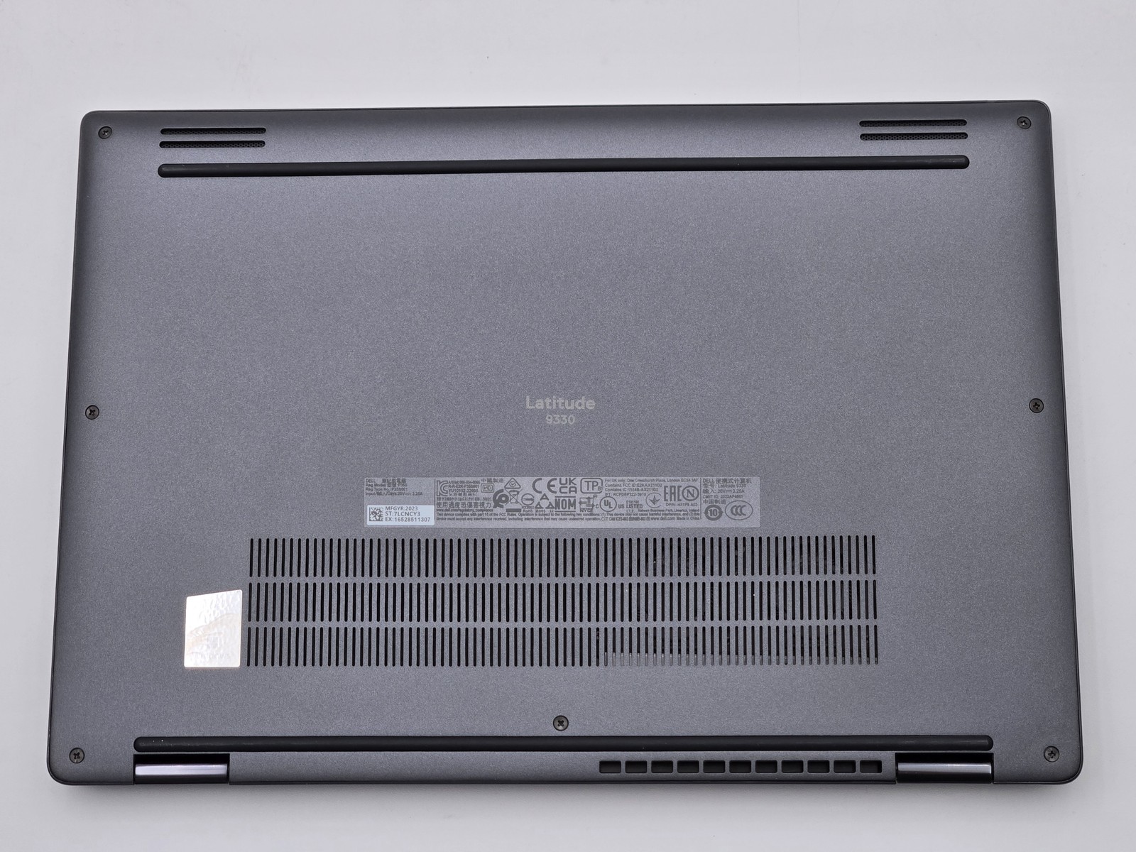 Dell Latitude 9330 2-in-1 13″ Touch I5-1240U 256GB 16GB W11P Backlit Warranty