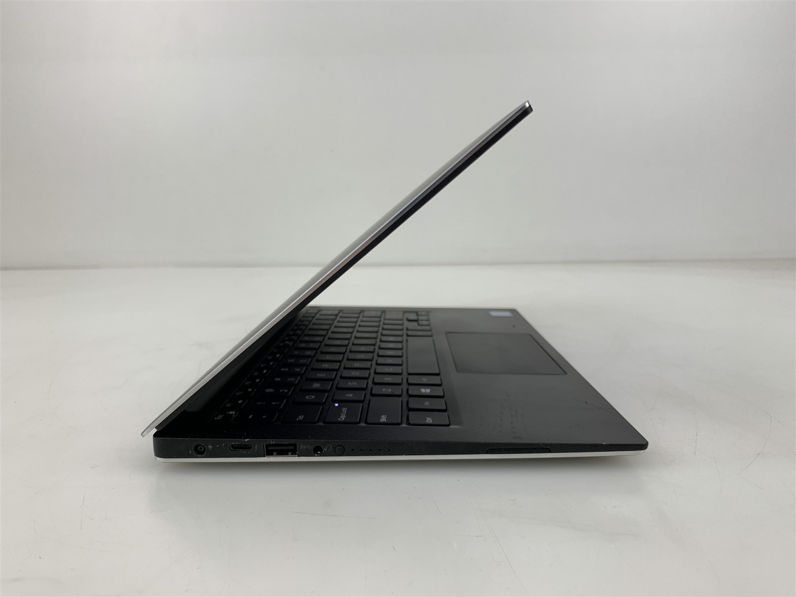 Dell XPS 13 9360 Intel i5-7200U 2.50GHz 8GB RAM 512GB SATA M.2 SSD Win 11 Pro