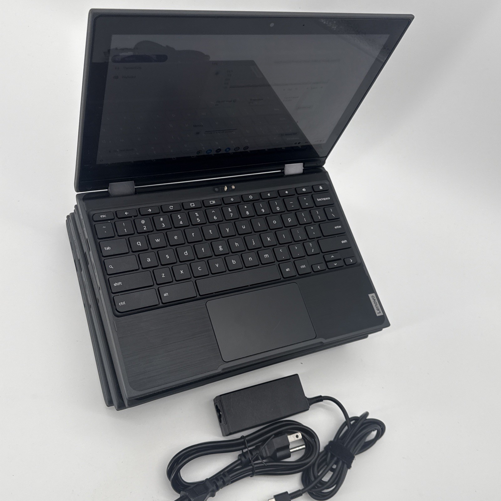 Lenovo 300e Chromebook 2nd Gen 11.6” Touchscreen 32GB 4GB RAM ChromeOS 81MB