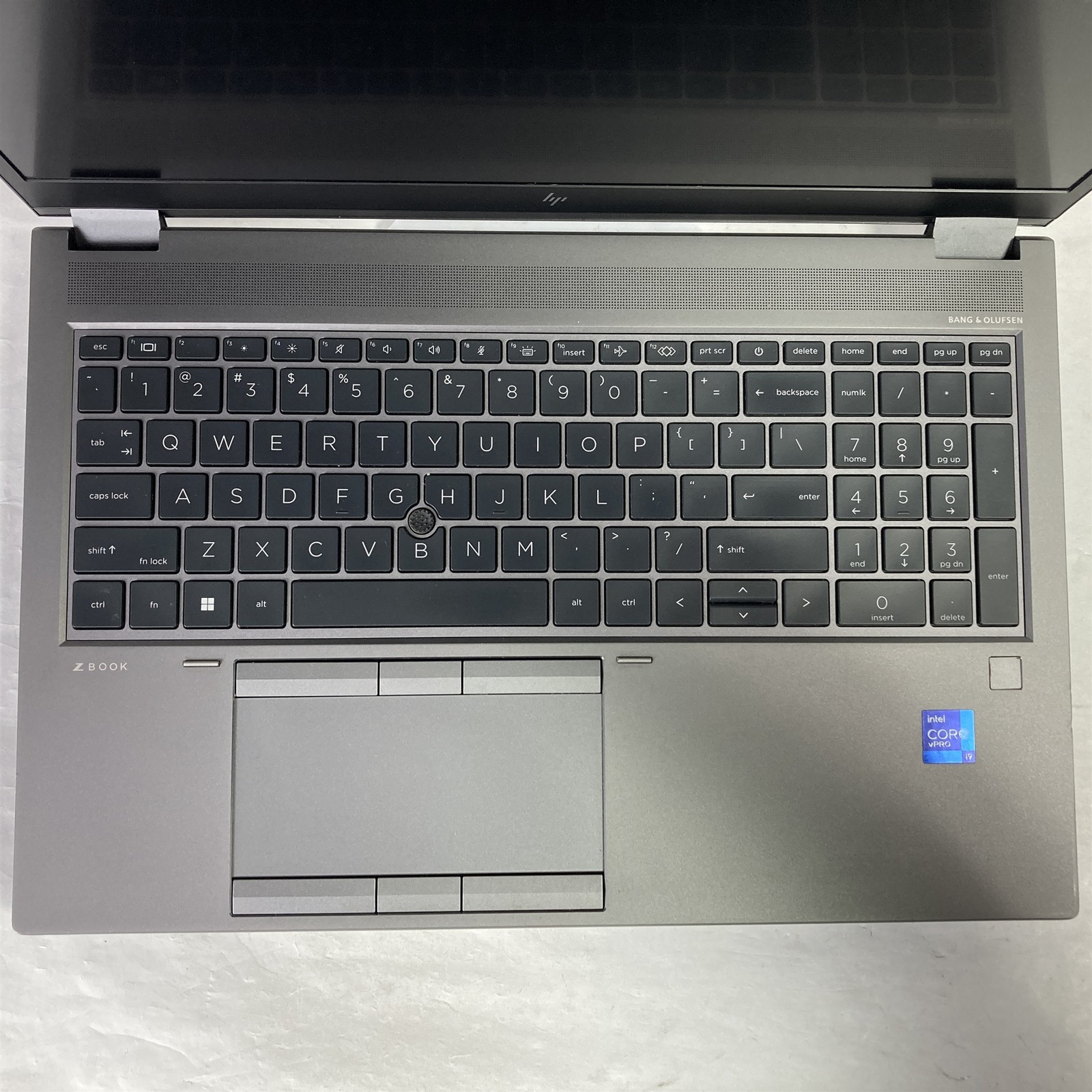 HP ZBook Fury 15 G8 15.6″ Core i9-11950H 2.6GHz – 32GB – 1TB NVMe SSD – Win 11