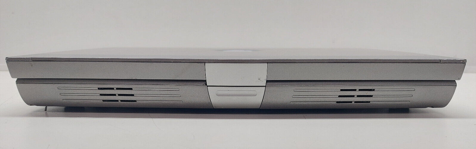 Vintage-Dell Latitude D810 Pentium M 1.73 GHz 512MB RAM 40GB HDD Windows XP Pro