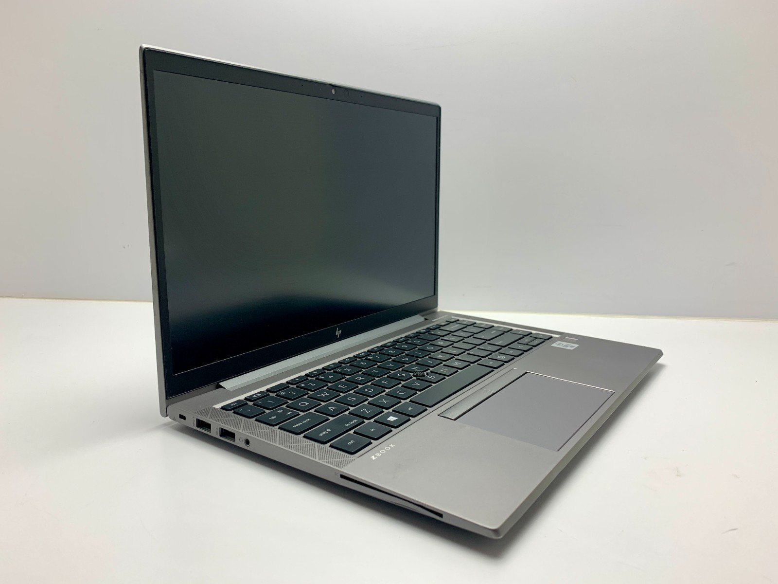 HP ZBook Firefly 14 G7 | i5-10310U | 8GB RAM | 256GB NVMe | LINUX | BIOS LOCKED