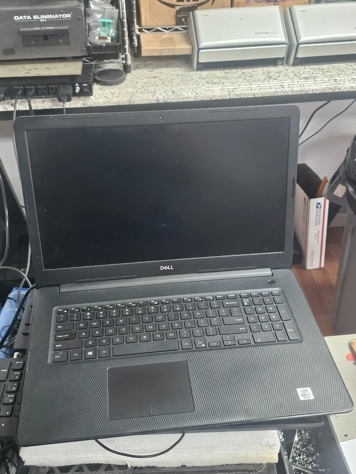 DELL Inspiron 3793 17″ Screen FHD i7-1065G7 32GB DDR4 WiFi BT 512GB SSD & 1TB HD