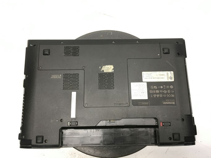 Lenovo V570 Intel i5-2430M 2.4GHz 6 GB NO HDD No Batt