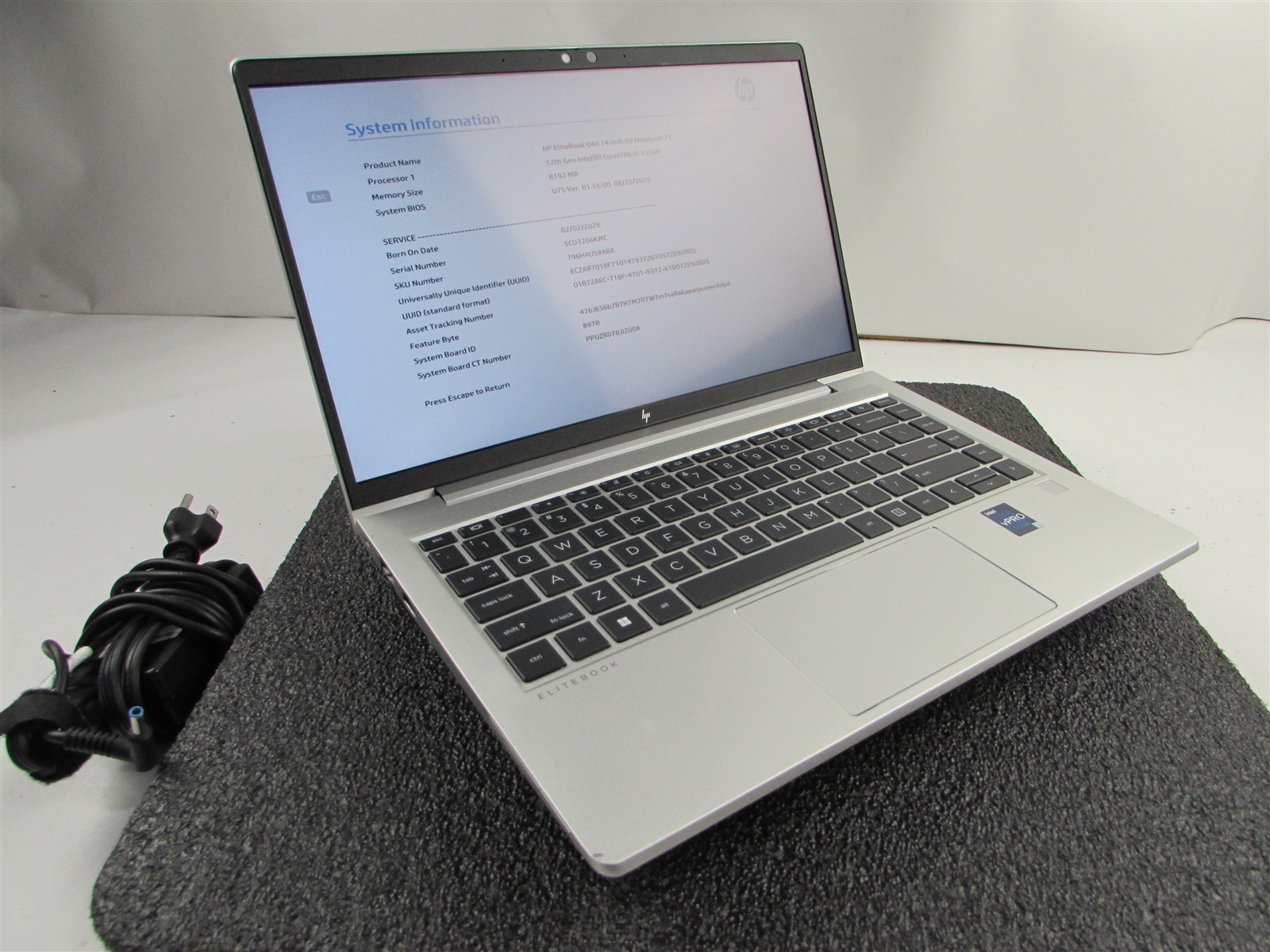 HP ELITEBOOK 640 (G9) 1920X1080 FHD TOUCHSCREEN I7-1270P NO SSD 8GB RAM NO O.S