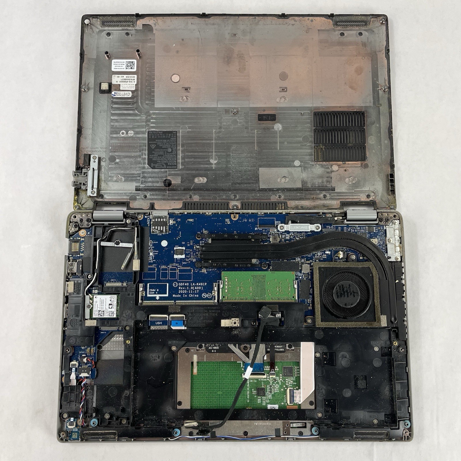 Dell Latitude 5420 14″ i5-1135G7 2.40 GHz 8 GB RAM No SSD/OS/Battery – READ