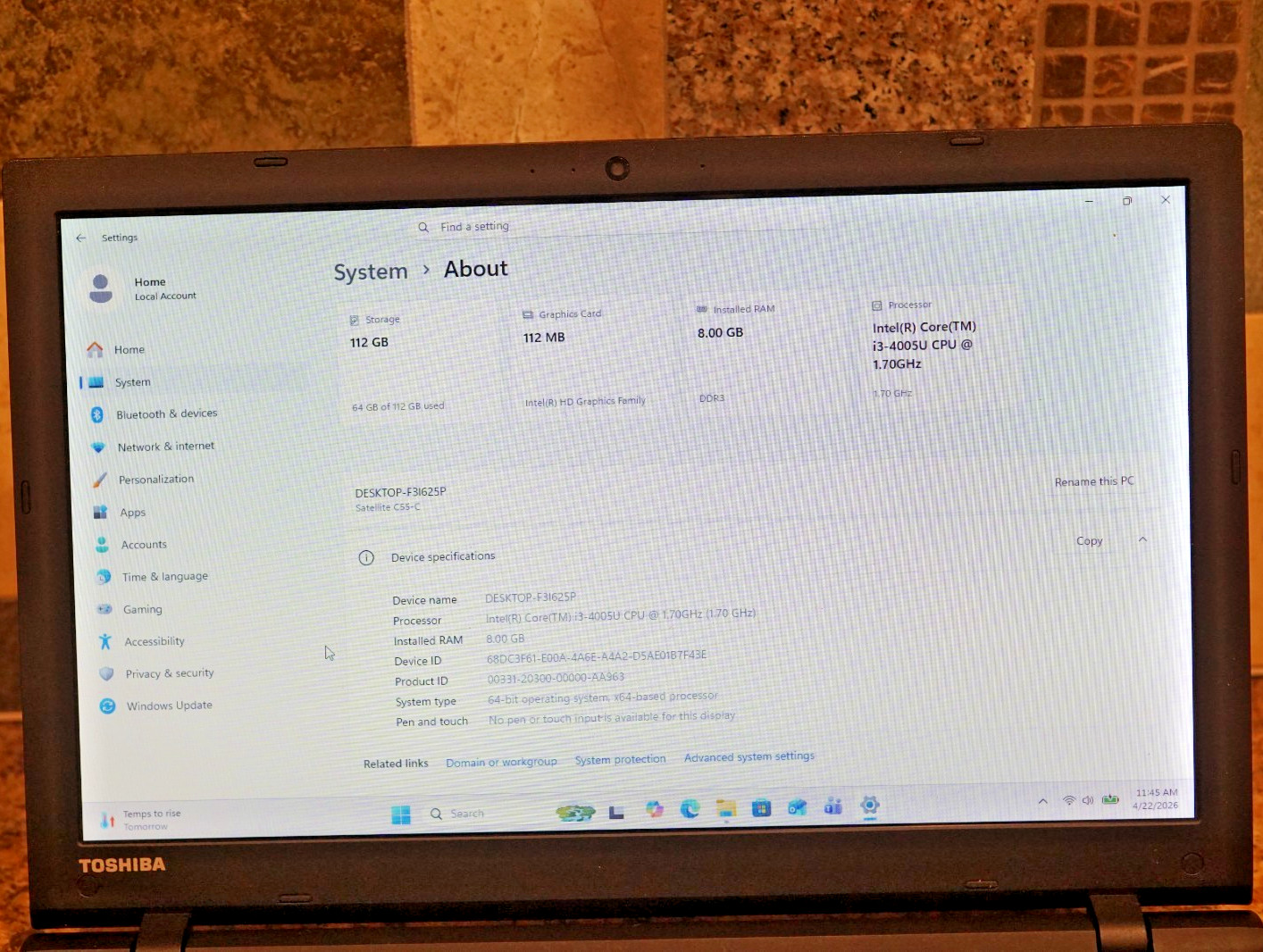 Active 25H2 WIN11 PRO Toshiba C55-C5270 i3-4005U @ 1.70GHz,8GB RAM,120GB SSD