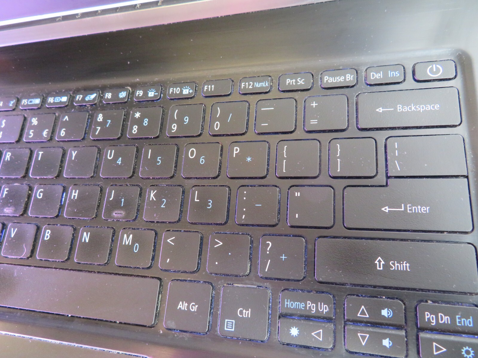 ACER ASPIRE S13, i7-6500U, 8GB RAM, 512GB SSD, BACKLIT, WIN 10