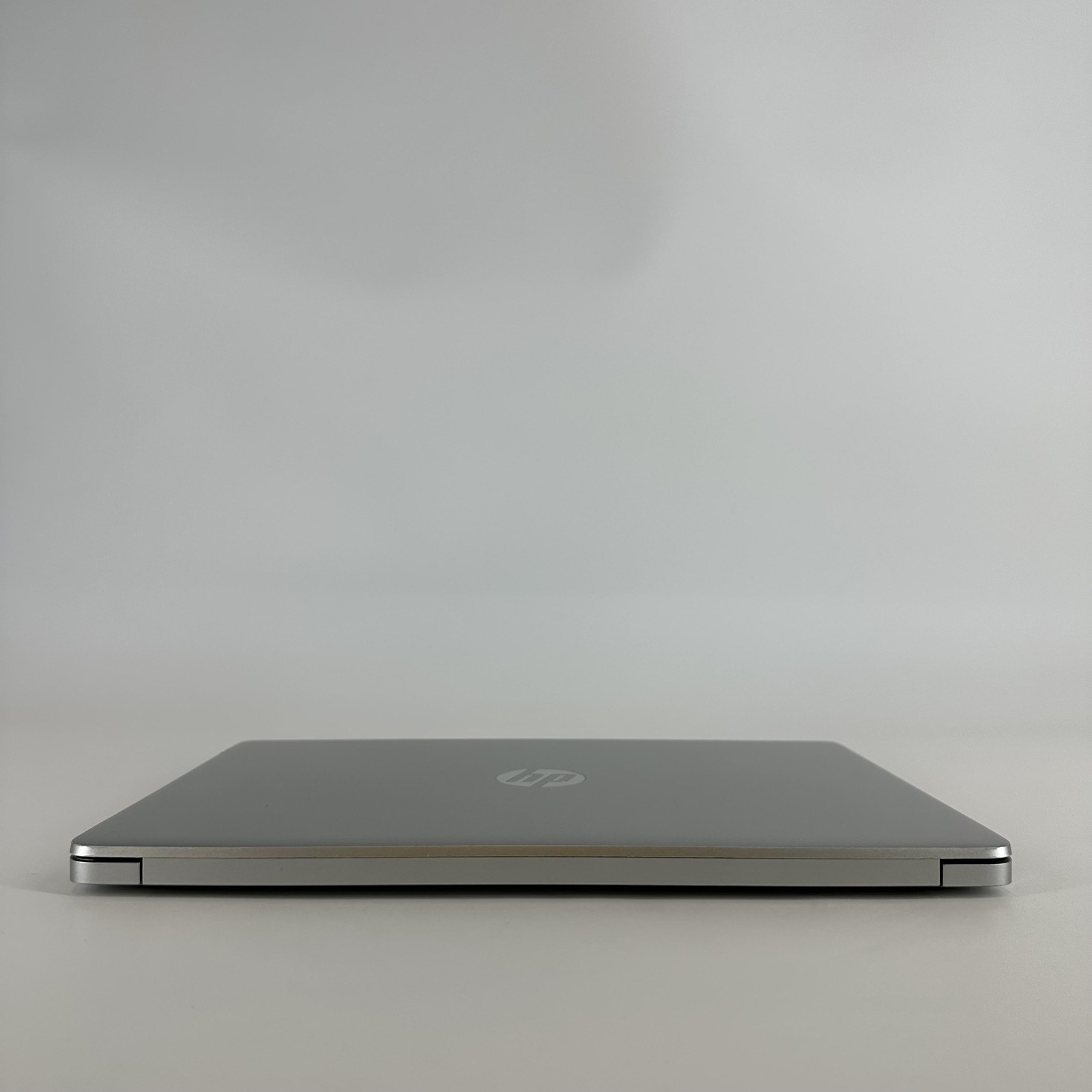HP Laptop 15-dy2073dx Silver FHD TOUCH i7-1165G7 2.80GHz 16GB 512GB SSD Good