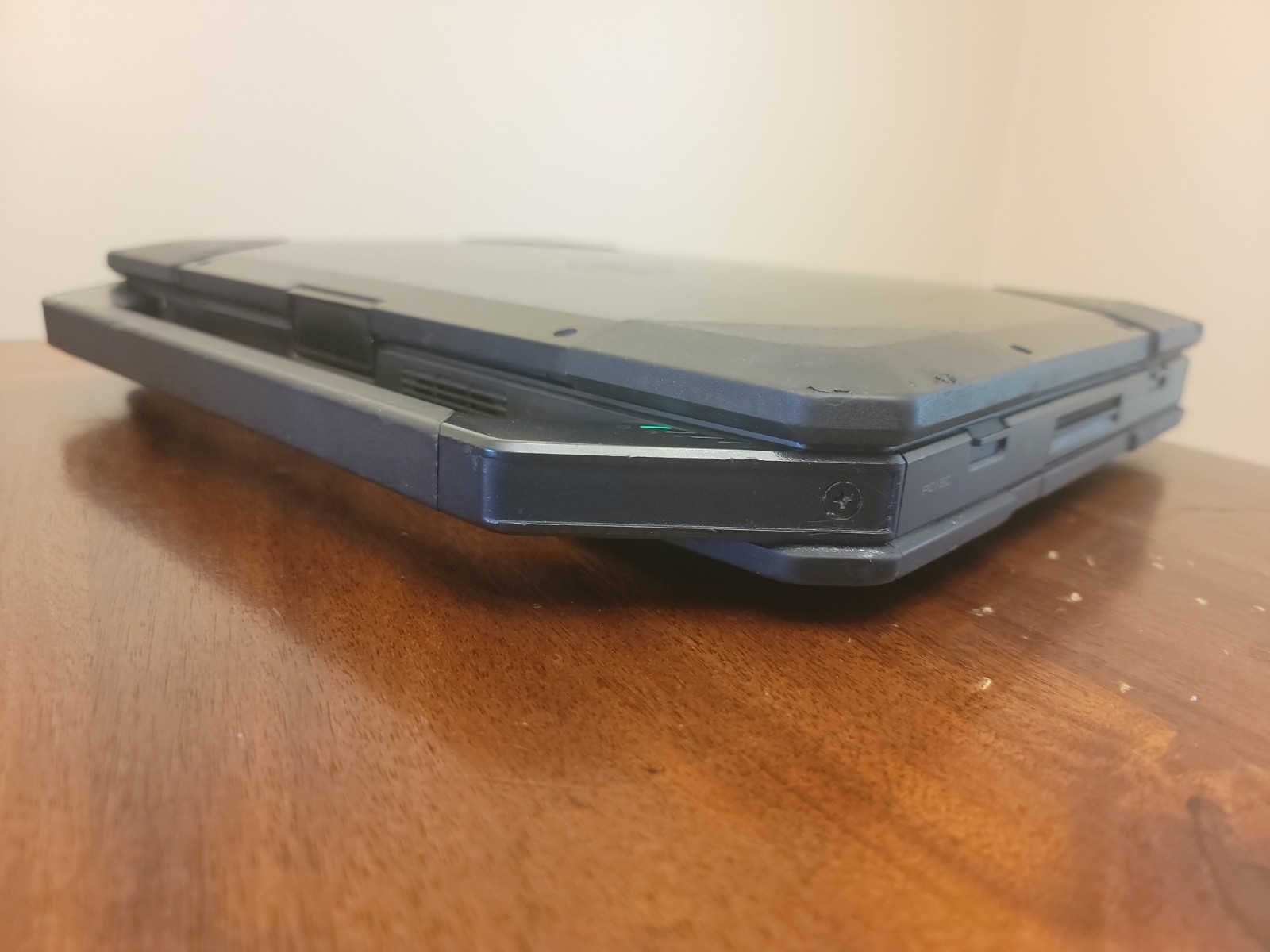 Dell Latitude 14 Rugged 5404 | i5-4650U | 8GB RAM | 256GB SSD | Win11Pro
