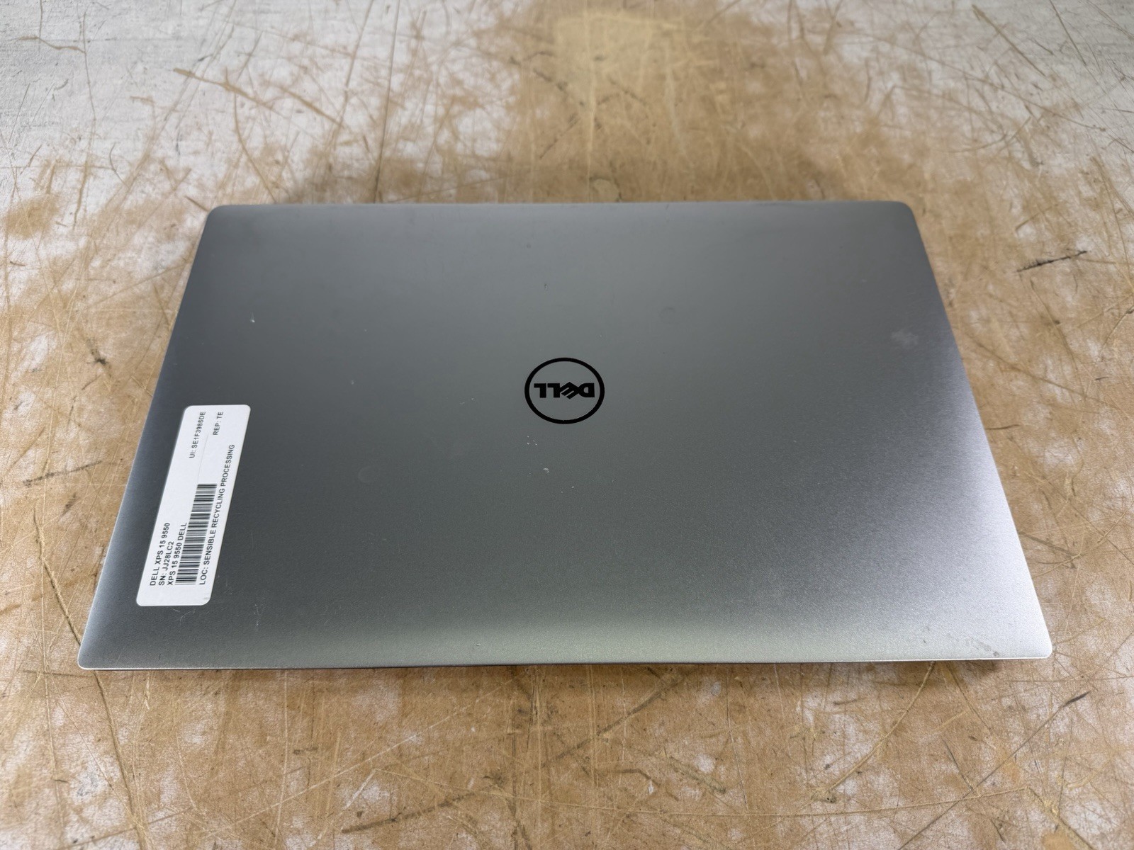 DELL XPS 15 9550 i3-6100H @ 2.70GHz, 8GB RAM, NO HDD/OS