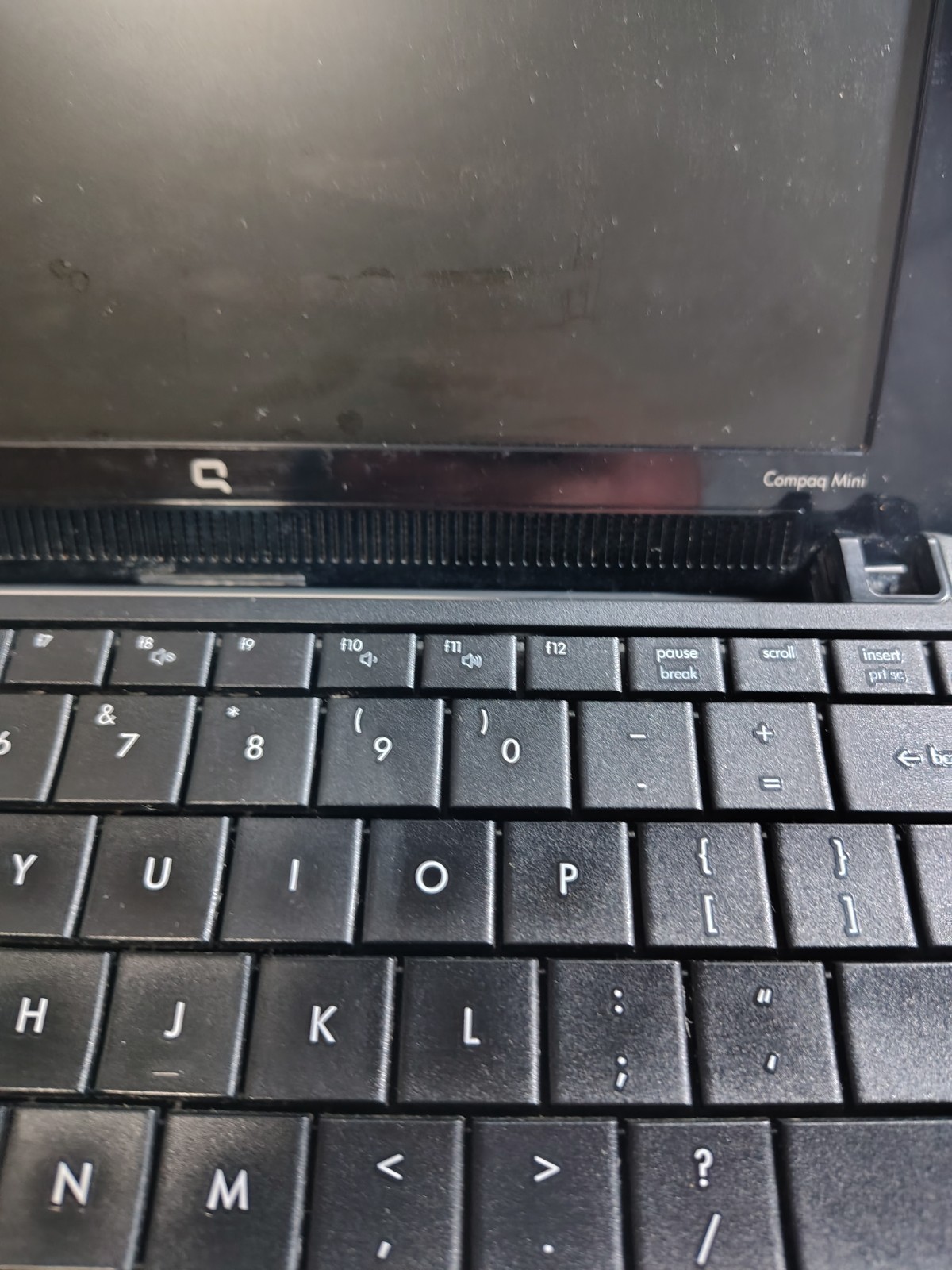 HP Compaq Mini 110 Intel Atom N270 1.6GHz 1gb RAM Model# 110c-1100DX Not Tested