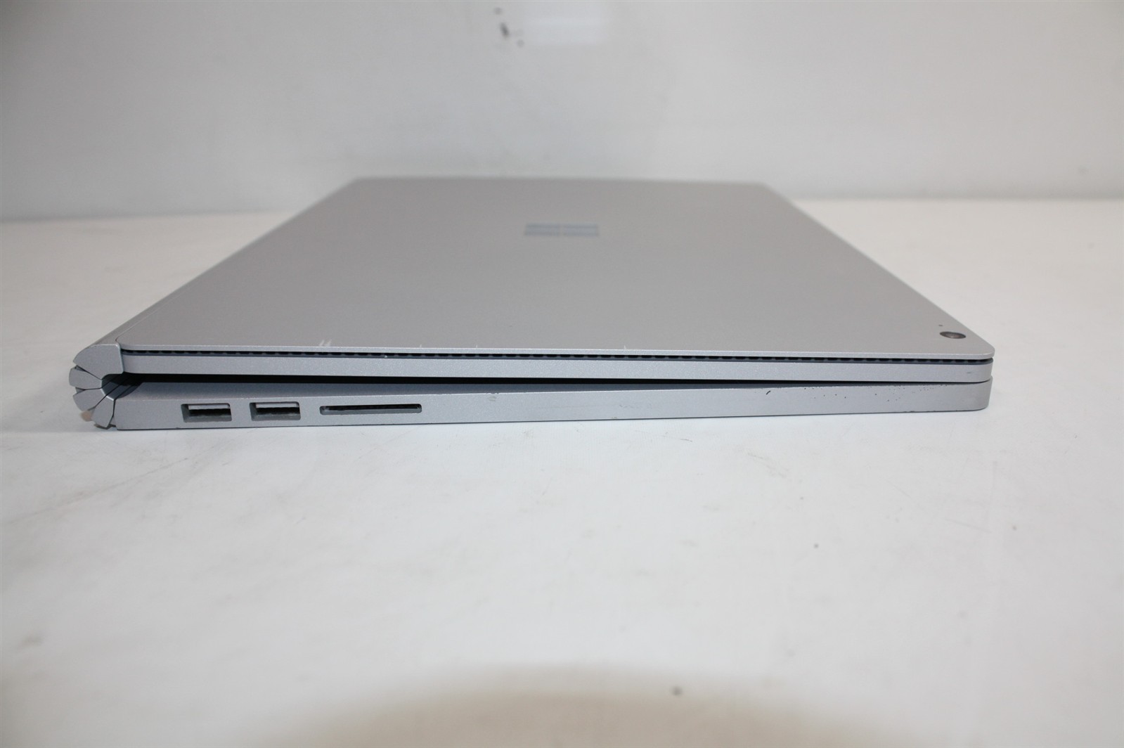 12″Microsoft Surface Pro 3 1900 i7-1065G7 1.30GHz RAM 16GB NVMe 256GB GTX 1650