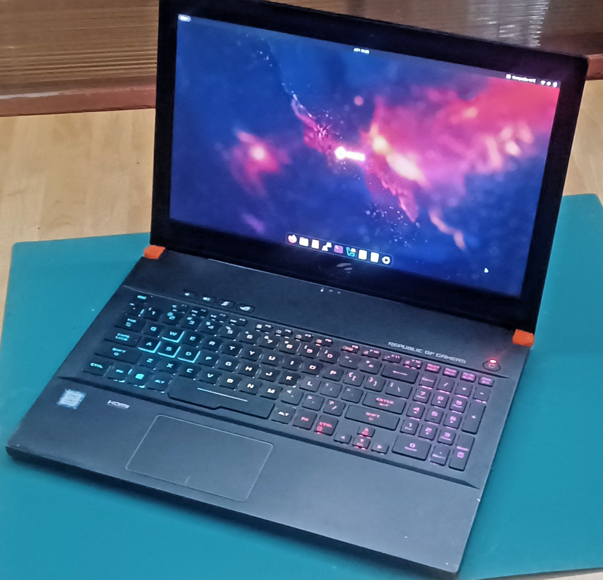 ASUS GU501G, Core i7 8th, GTX 1060, 8 GB RAM, 128 GB SSD, 200 GB HDD, Ubuntu 25