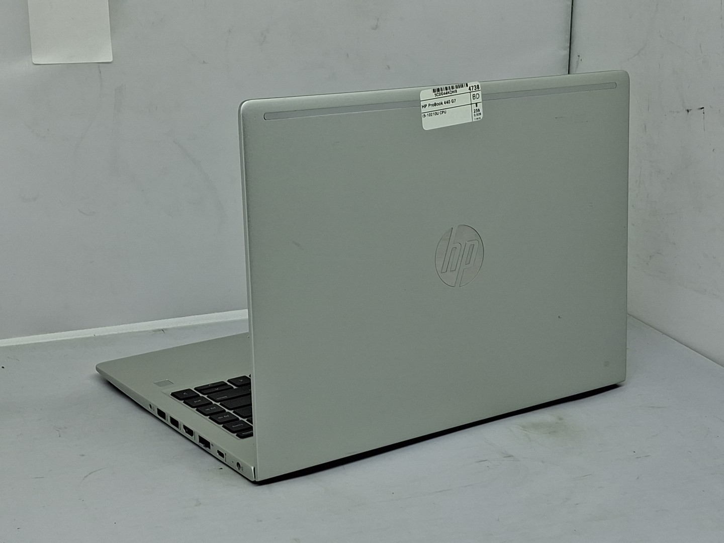 HP ProBook 440 G7 – i5-10210U – 256GB, 8GB – Windows 11, 14″ – Adapter included