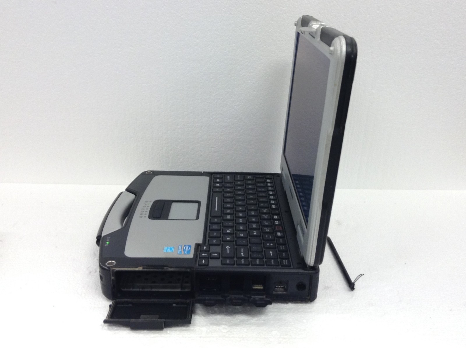 Panasonic Toughbook CF-31 MK4 i5-3340M 2.7GHz 13.1″ Touch Laptop 4GB Stylus NoHD