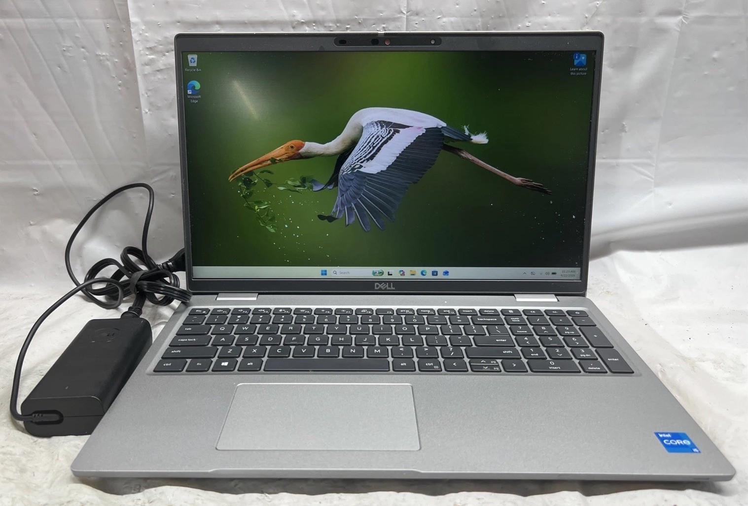 New OEM Battery Dell Latitude 5520 i5-1135G7 2.40 GHz 16GB 256GB NVMe FHD W11P
