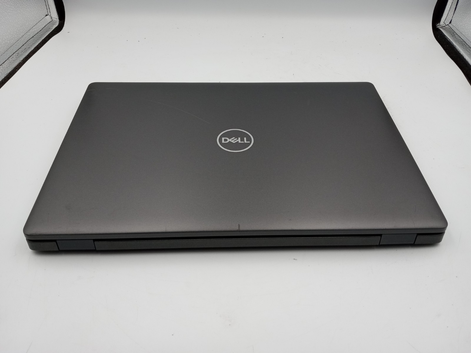 Lot of 44 – Dell Latitude 5400 14″ Touchscreen i5 8th Gen – BAD KEYBOARDS -RR