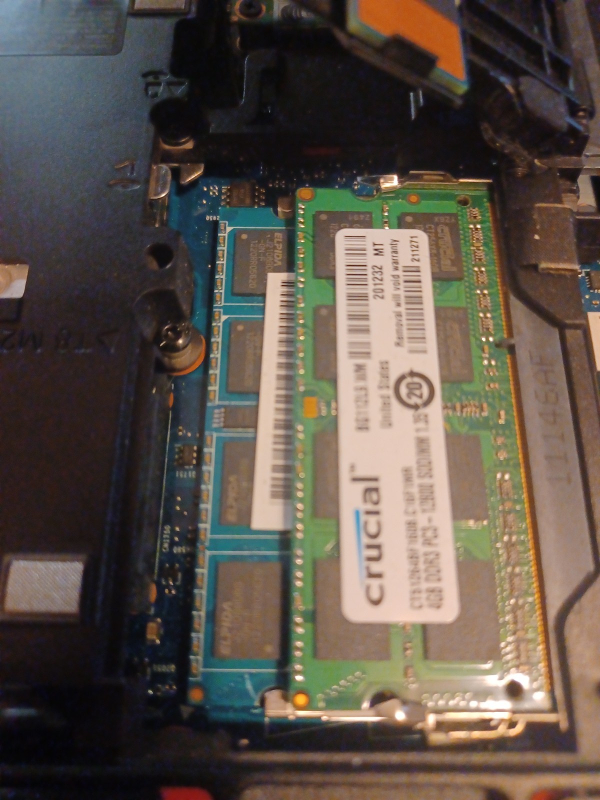 hp elitebook 8470p i5 vpro 8gb ram – No HDD