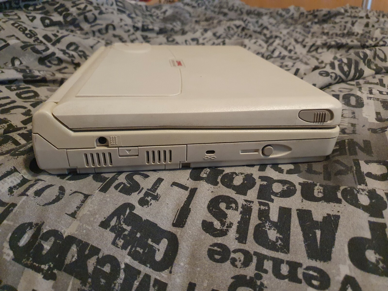 Compaq LTE Elite 4/40C vintage 486 notebook