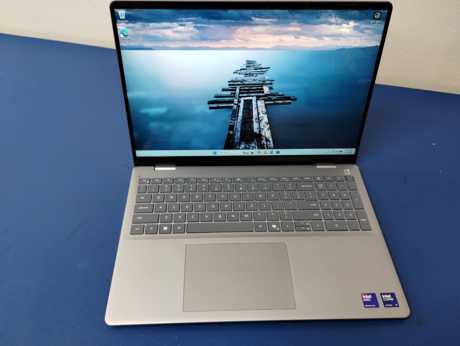 DELL 16 DB16250 VPVXG, Intel Core Ultra 9 288V, 3.30 GHz, 32 GB RAM, 1 TB NVMe