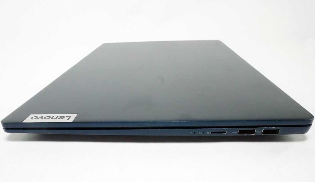 Lenovo IdeaPad Slim 5 16IRL8 Touch 16″ FHD+ i7-1355U 1.7GHz 16GB RAM 512GB SSD