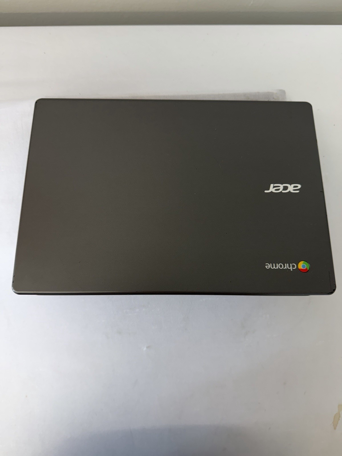 Acer Chromebook C740-C3PI Laptop – Good Screen – Intel Celeron 3205U – Read Des