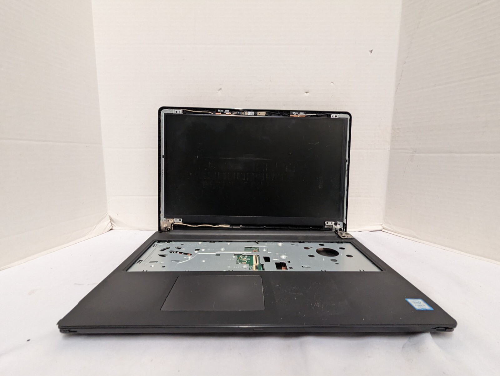 Dell Inspiron 15-3567 15″ laptop intel i3 7th gen 8gb ram no ssd