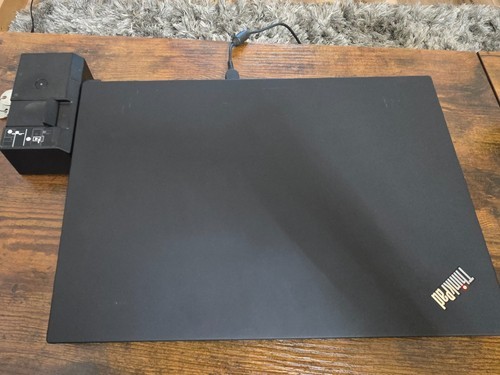 Lenovo ThinkPad P53s 15.6″ Core i7-8665U 32GB SSD Windows 11 Pro