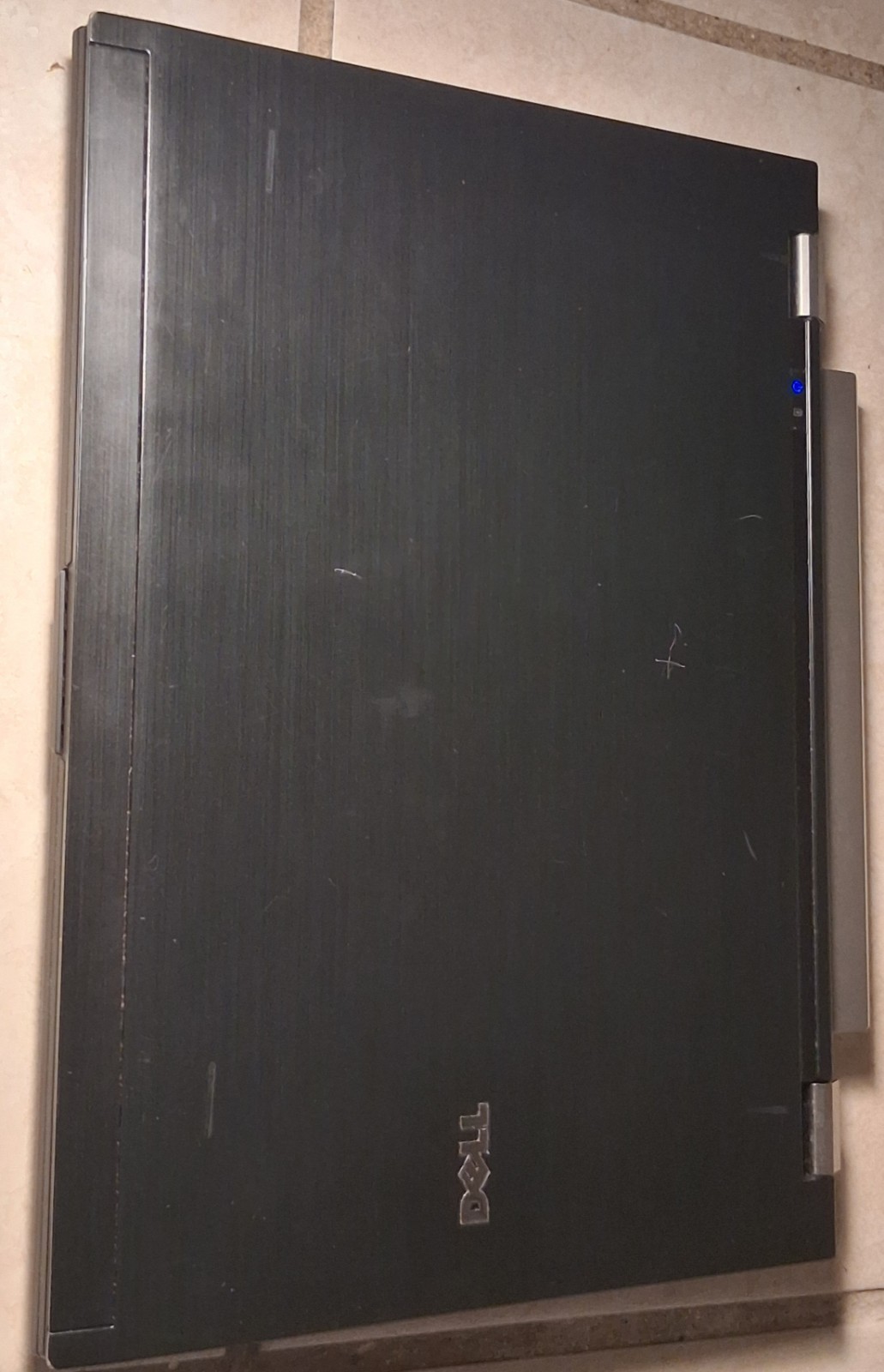 Dell latitude e6400 Windows XP Sp3 250GB 4GB ram charger Included Good Battery